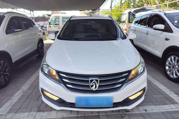 Used Baojun 310W 2017 1.5L Manual Comfort Version China V Front