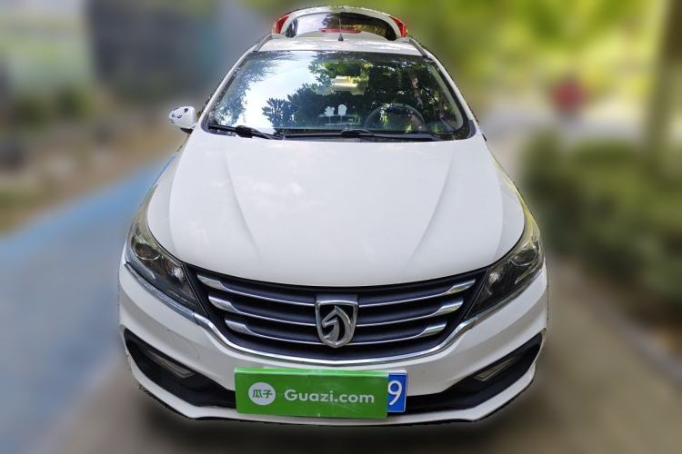 Used Baojun 310W 2017 1.5L Manual Luxury Edition China V Front