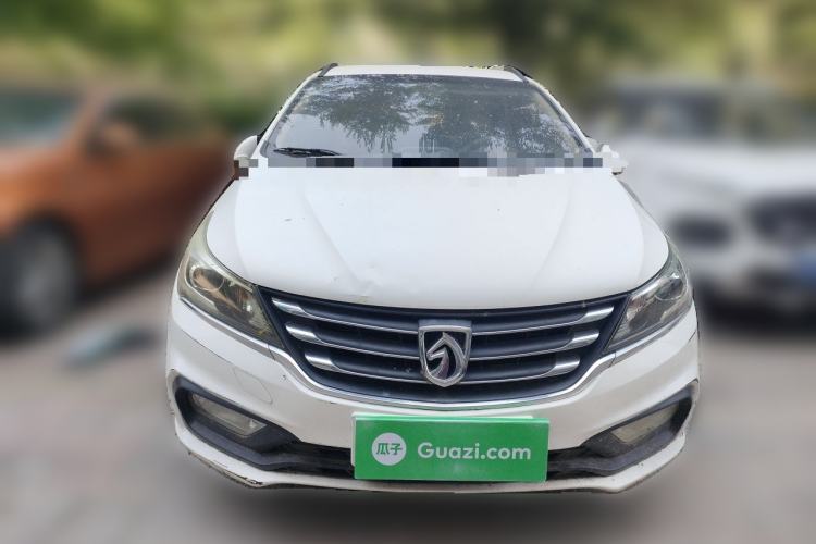 Used Baojun 310W 2017 1.5L Manual Fashion Model China V Front