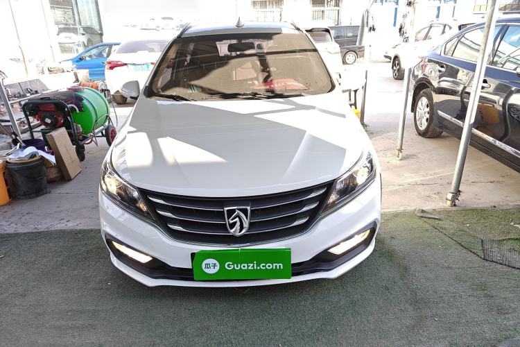 Used Baojun 310W 2017 1.5L Manual Fashion Model China V Front