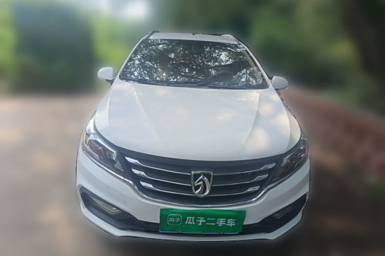 Used Baojun 310W 2017 1.5L Manual Comfort Version China VI Emission Standard Front