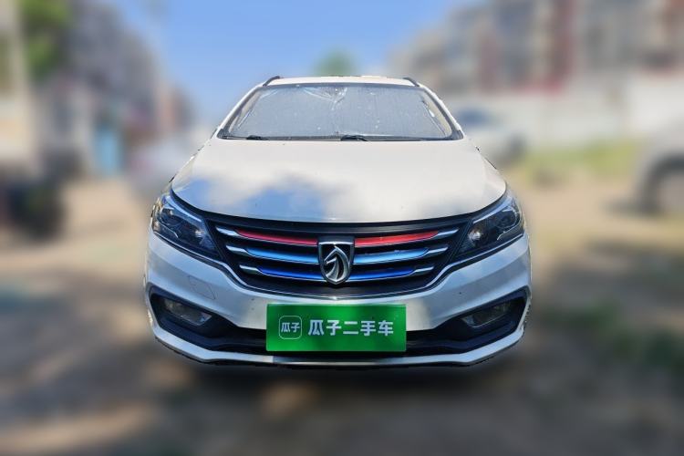 Used Baojun 310W 2017 1.5L Manual Fashion Model China V Front
