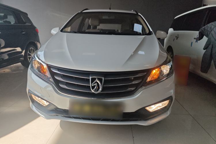 Used Baojun 310W 2017 1.5L Manual Comfort Version China VI Emission Standard Front