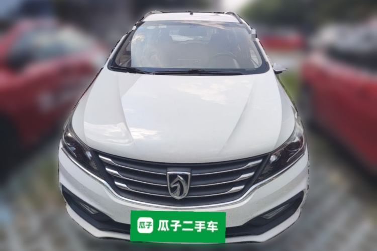 Used Baojun 310W 2017 1.5L Manual Fashion Model China V Front