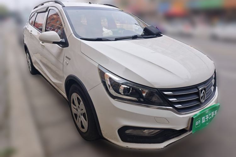 Used Baojun 310W 2017 1.5L Manual Comfort Version China V Front Right 45 Deg