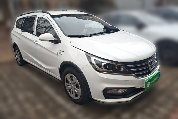 Used Baojun 310W 2017 1.5L Manual Comfort Version China VI Emission Standard Front Right 45 Deg