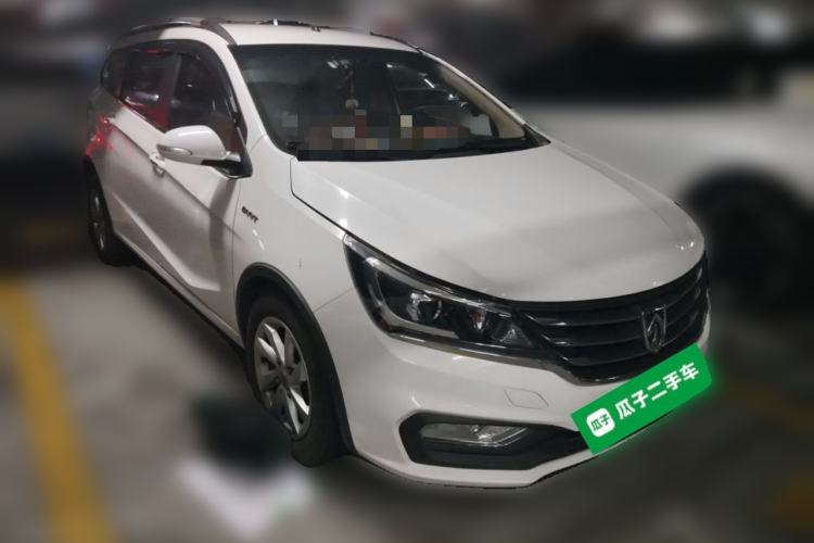 Used Baojun 310W 2017 1.5L Manual Fashion Model China V Front Right 45 Deg
