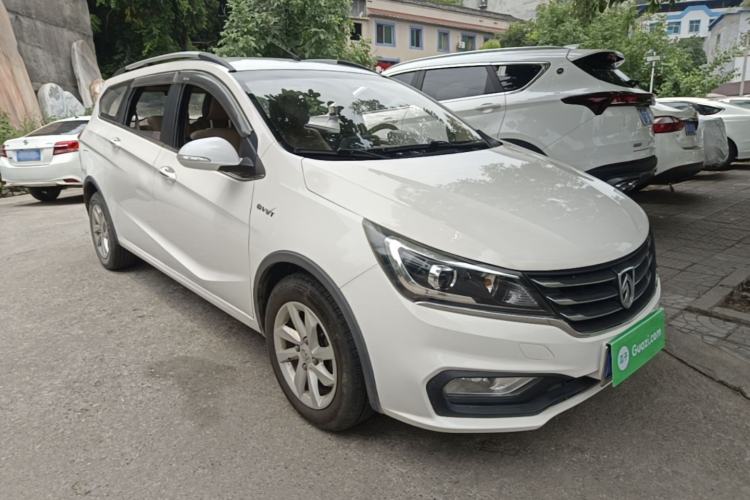 Used Baojun 310W 2017 1.5L Manual Fashion Model China V Front Right 45 Deg