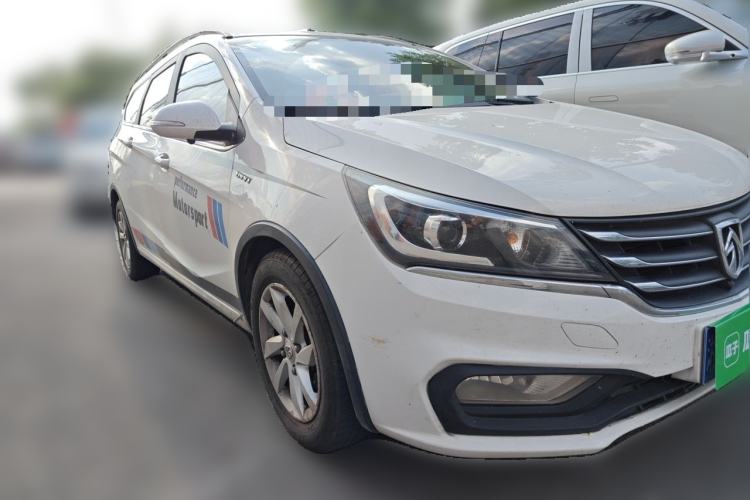 Used Baojun 310W 2017 1.5L Manual Comfort Version China V Front Right 45 Deg