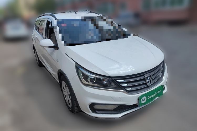 Used Baojun 310W 2017 1.5L Manual Comfort Version China V Front Right 45 Deg