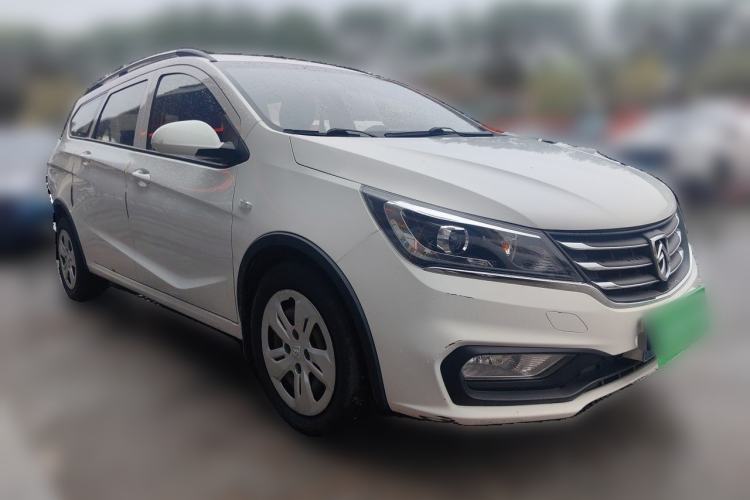 Used Baojun 310W 2017 1.5L Manual Comfort Version China V Front Right 45 Deg