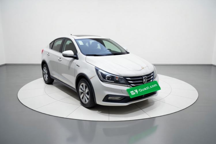 Used Baojun 310W 2017 1.5L Manual Fashion Model China V Front Right 45 Deg