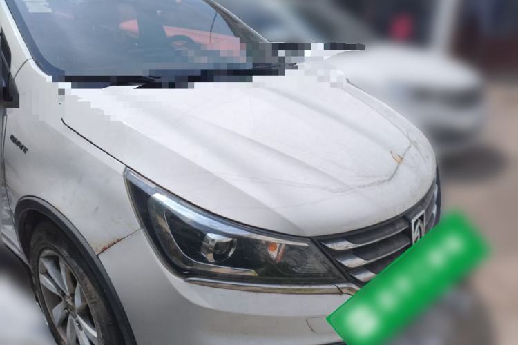Used Baojun 310W 2017 1.5L Manual Fashion Model China V Front Right 45 Deg