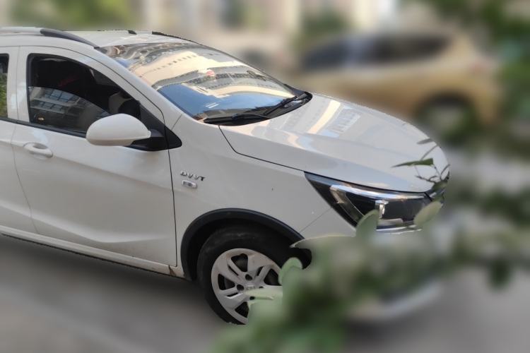 Used Baojun 310W 2017 1.5L Manual Comfort Version China V Front Right 45 Deg