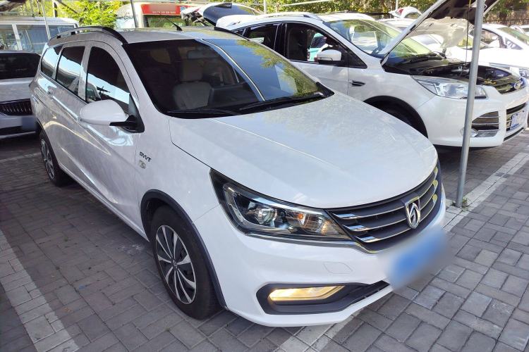 Used Baojun 310W 2017 1.5L Manual Comfort Version China V Front Right 45 Deg