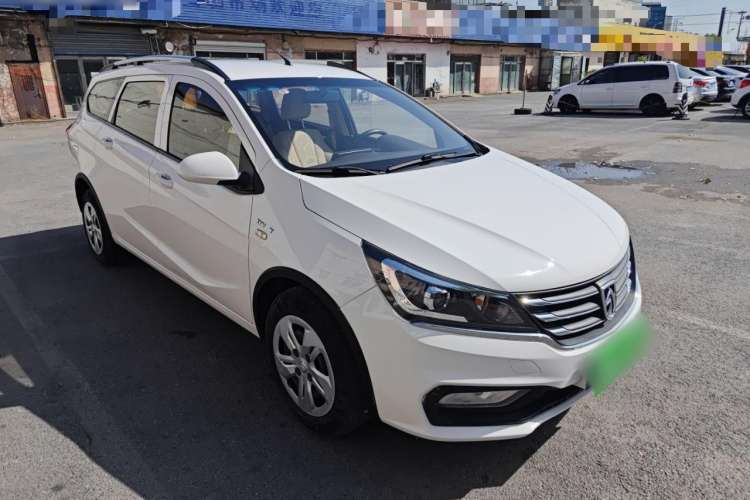 Used Baojun 310W 2017 1.5L Manual Comfort Version China V Front Right 45 Deg