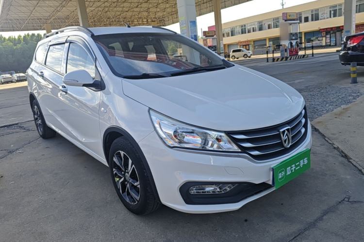 Used Baojun 310W 2017 1.2L Manual Value Edition China V Front Right 45 Deg