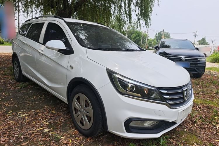 Used Baojun 310W 2017 1.5L Manual Comfort Version China V Front Right 45 Deg