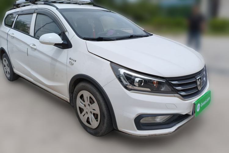 Used Baojun 310W 2017 1.5L Manual Comfort Version China V Front Right 45 Deg