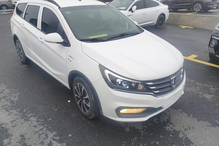 Used Baojun 310W 2017 1.5L Manual Comfort Version China V Front Right 45 Deg