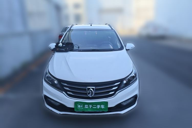 Used Baojun 310W 2017 1.5L Manual Fashion Edition China VI Front