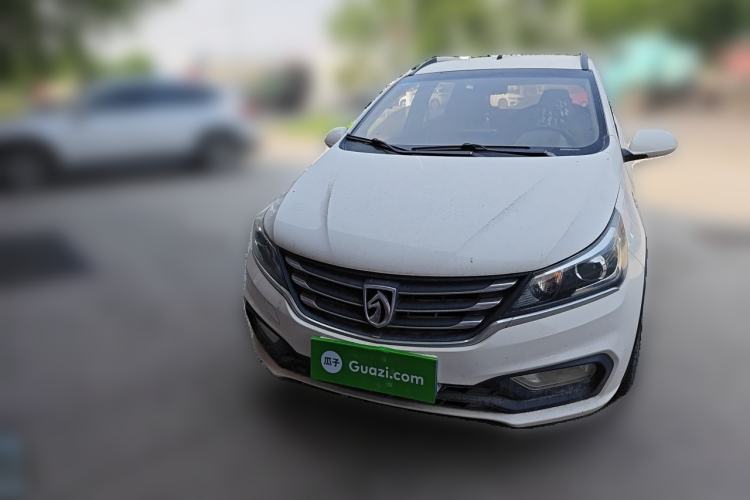 Used Baojun 310W 2017 1.5L Manual Comfort Version China VI Emission Standard Front