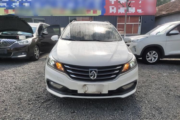 Used Baojun 310W 2017 1.5L Manual Fashion Edition China VI Front