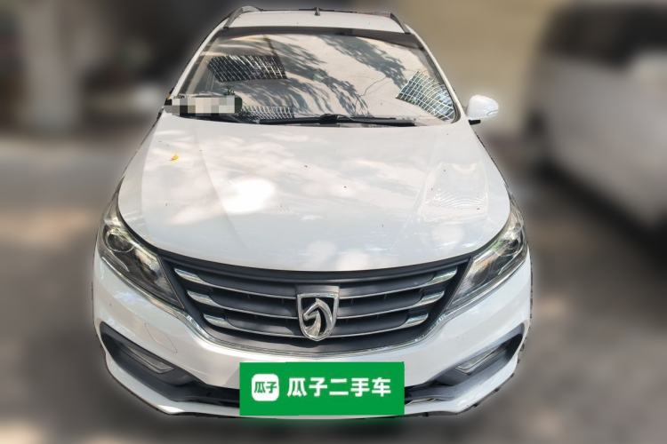 Used Baojun 310W 2017 1.5L Manual Fashion Model China V Front