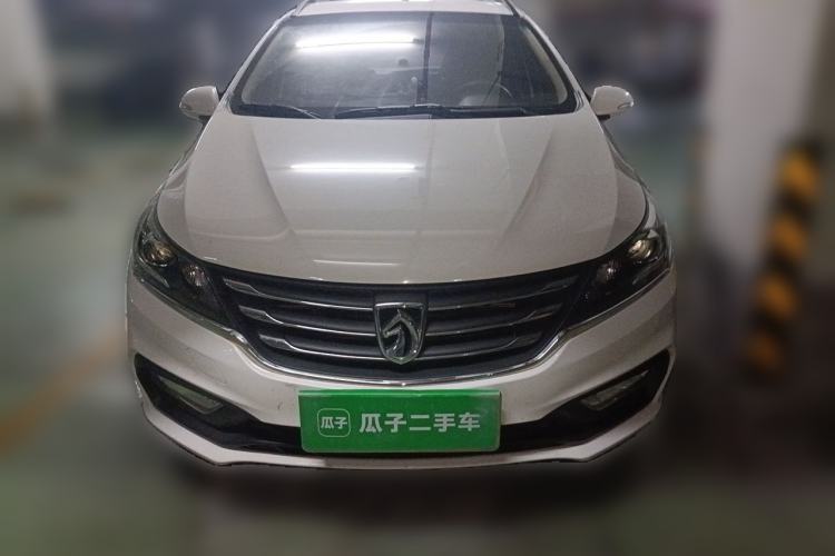 Used Baojun 310W 2017 1.5L Manual Fashion Edition China VI Front