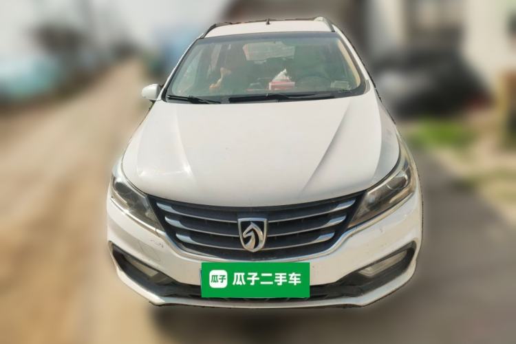 Used Baojun 310W 2017 1.5L Manual Fashion Model China V Front