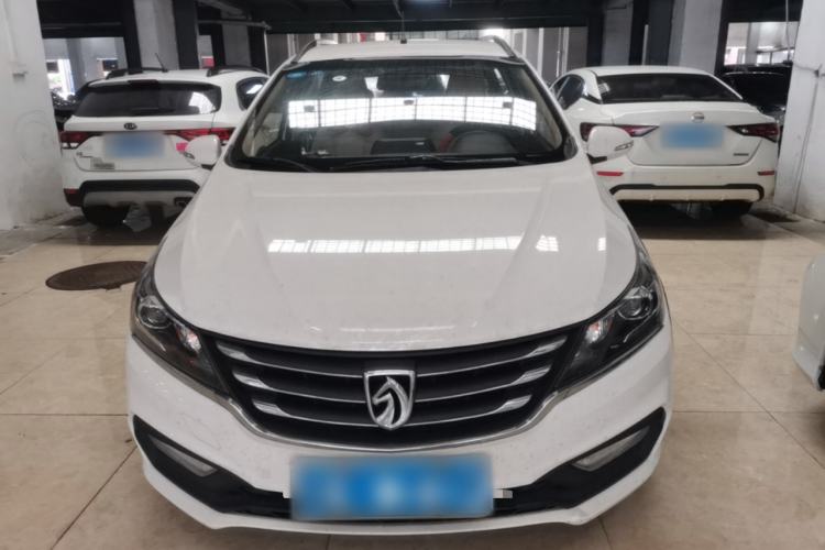 Used Baojun 310W 2017 1.5L Manual Fashion Edition China VI Front