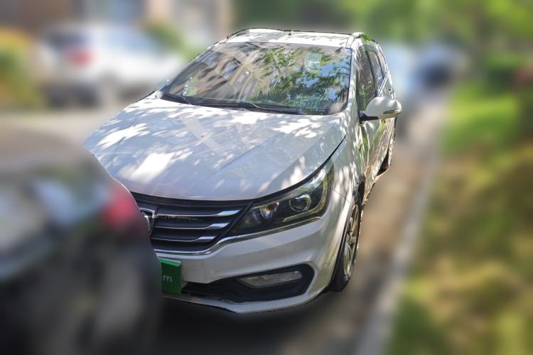 Used Baojun 310W 2017 1.5L Manual Fashion Model China V Front
