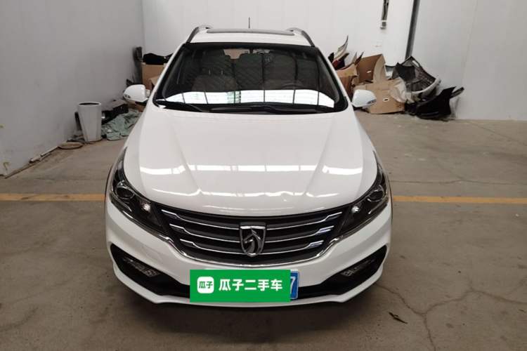 Used Baojun 310W 2017 1.5L Manual Luxury Edition China V Front