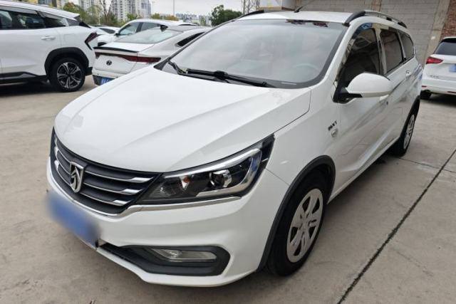 Used Baojun 310W 2017 1.5L Manual Comfort Version China V