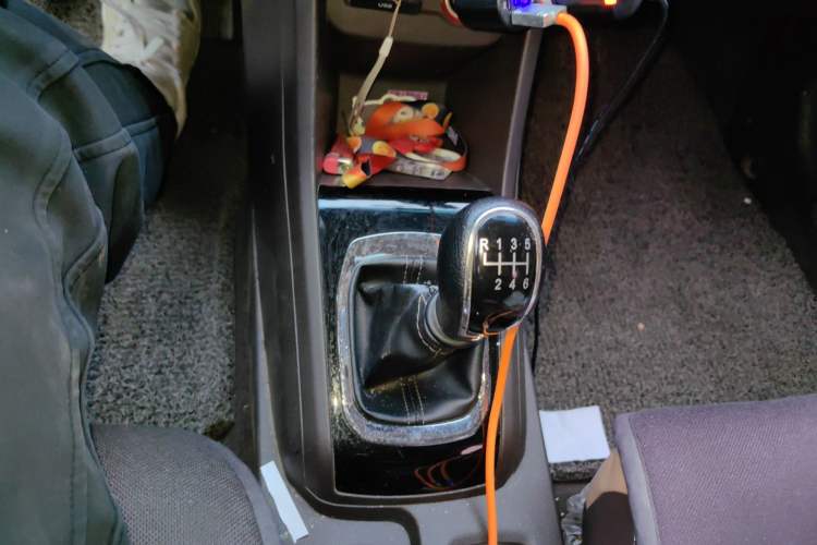 Used Baojun 310W 2017 1.5L Manual Fashion Model China V Gear Lever