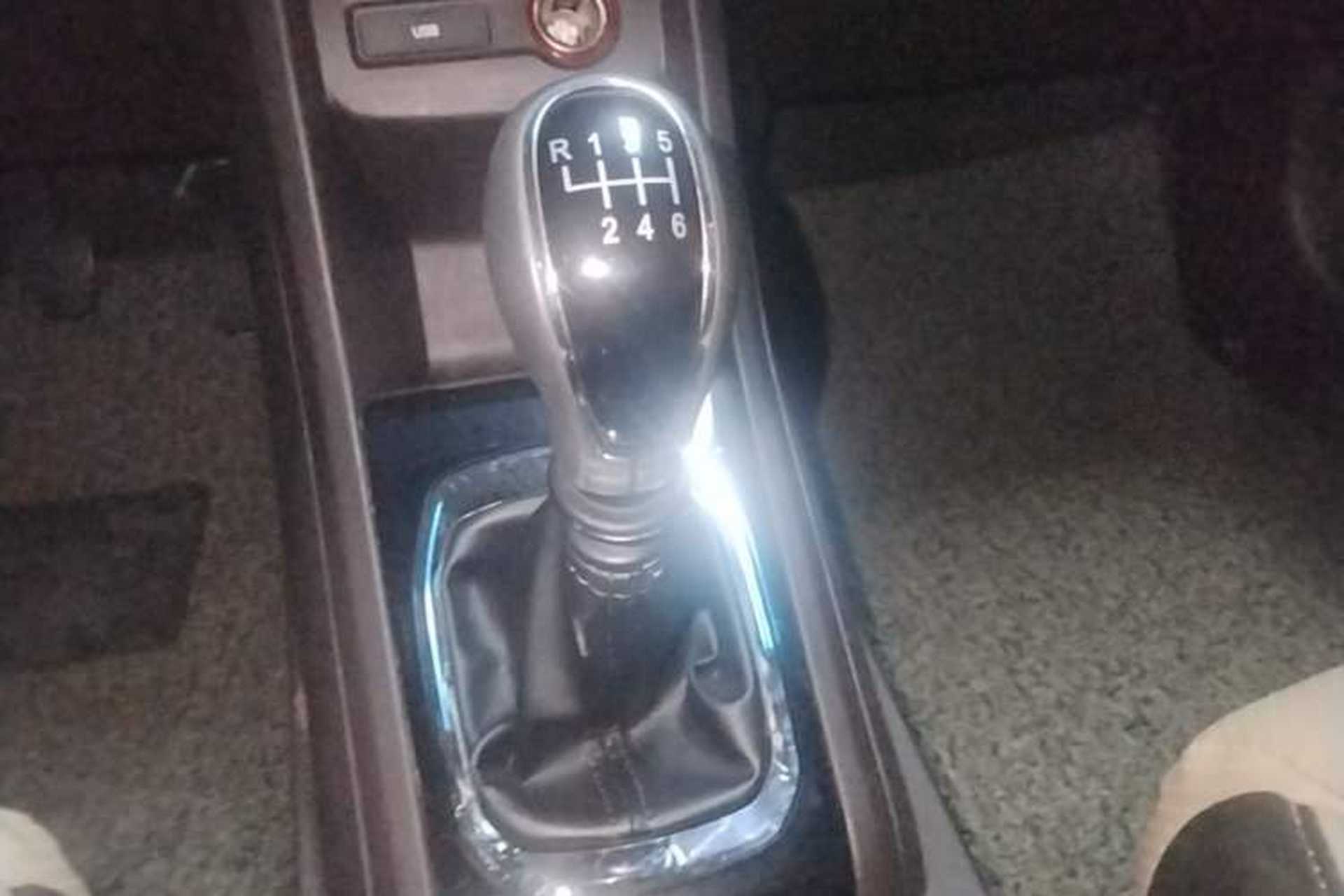 Used Baojun 310W 2017 1.5L Manual Luxury Edition China V Gear Lever