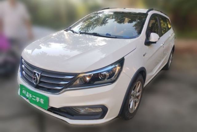 Used Baojun 310W 2017 1.5L Manual Fashion Model China V
