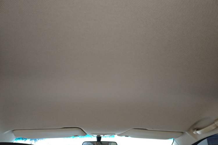 Used Baojun 310W 2017 1.5L Manual Fashion Model China V Headliner
