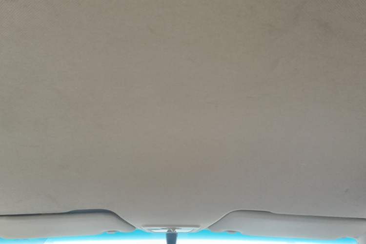 Used Baojun 310W 2017 1.5L Manual Fashion Model China V Headliner