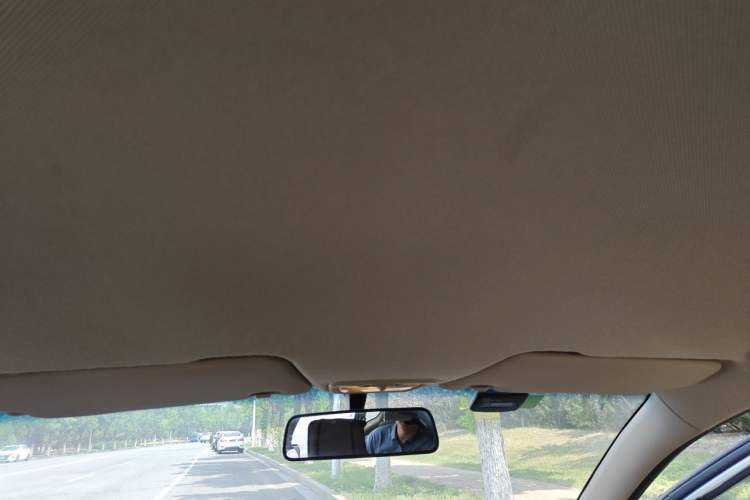 Used Baojun 310W 2017 1.5L Manual Comfort Version China VI Emission Standard Headliner