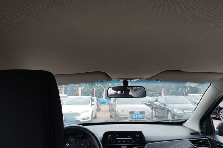 Used Baojun 310W 2017 1.2L Manual Value Edition China V Headliner