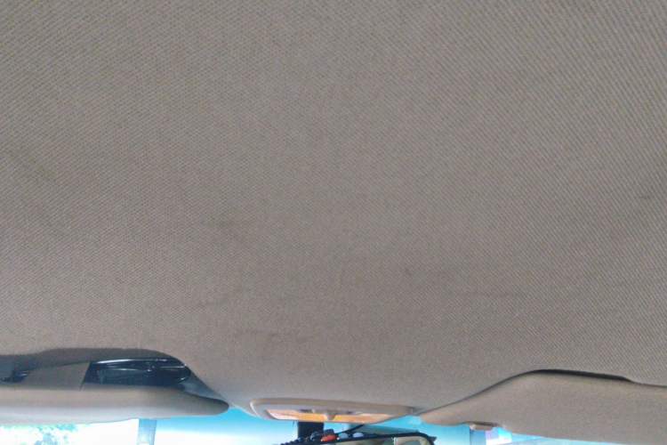 Used Baojun 310W 2017 1.5L Manual Fashion Model China V Headliner