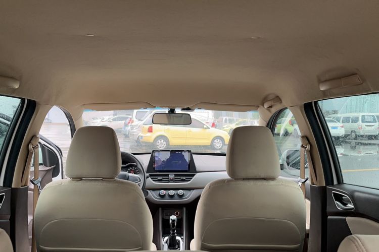 Used Baojun 310W 2017 1.5L Manual Comfort Version China V Headliner