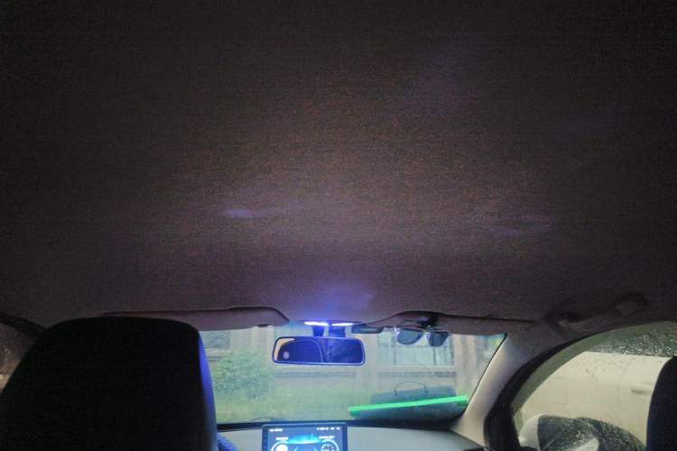 Used Baojun 310W 2017 1.5L Manual Fashion Model China V Headliner