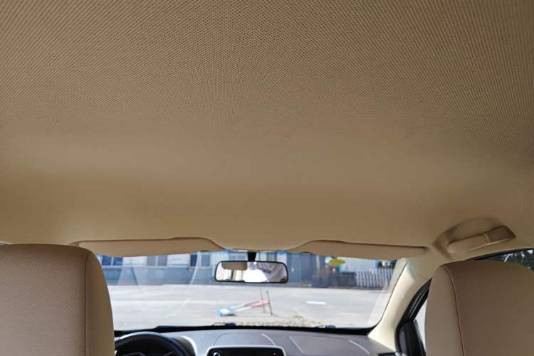 Used Baojun 310W 2017 1.5L Manual Comfort Version China V Headliner