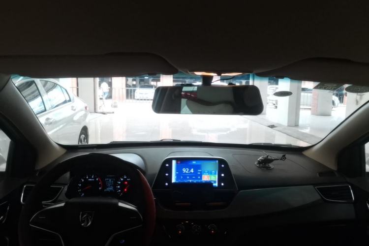 Used Baojun 310W 2017 1.5L Manual Fashion Edition China VI Headliner