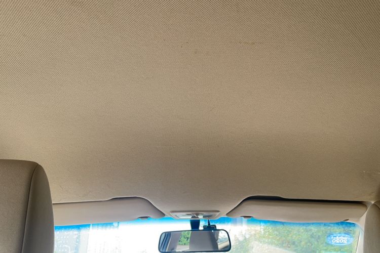 Used Baojun 310W 2017 1.5L Manual Comfort Version China VI Emission Standard Headliner