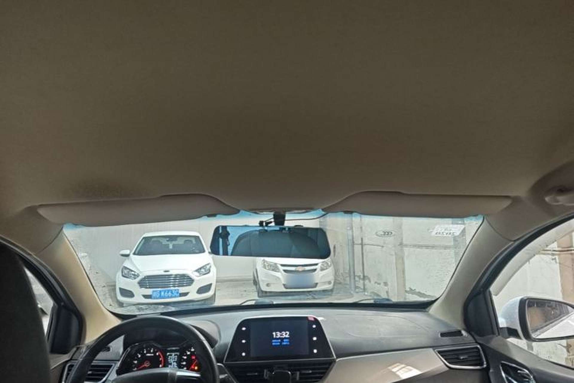 Used Baojun 310W 2017 1.5L Manual Fashion Model China V Headliner