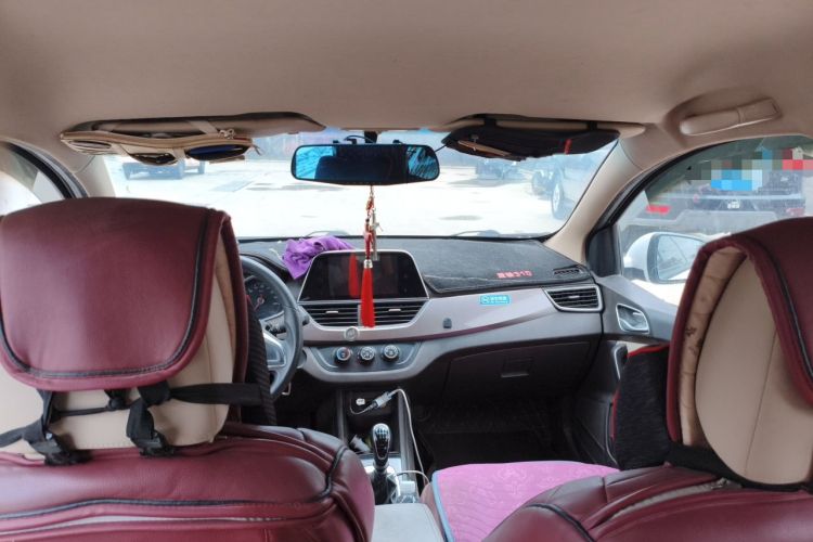 Used Baojun 310W 2017 1.5L Manual Comfort Version China V Headliner