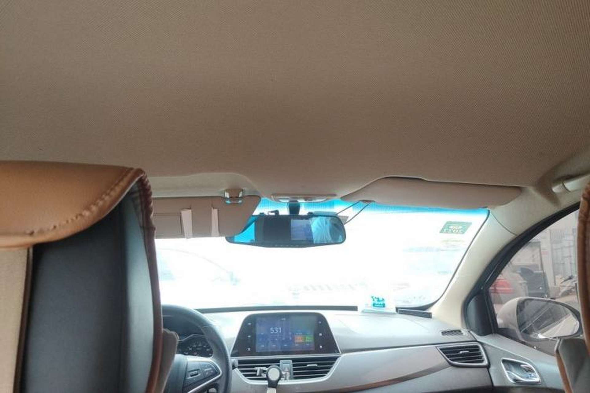 Used Baojun 310W 2017 1.5L Manual Fashion Model China V Headliner